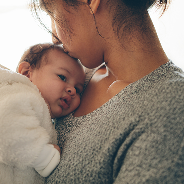 600x600 Newborn and Mama in Grey Sweater